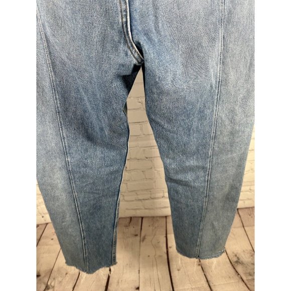 BDG Urban Outfitters Dad Slim Tapered Fit Light Wash Distressed Jeans (36 x 29) - Picture 12 of 13